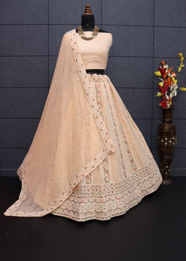 Titliyan Lakhnowi work lehenga