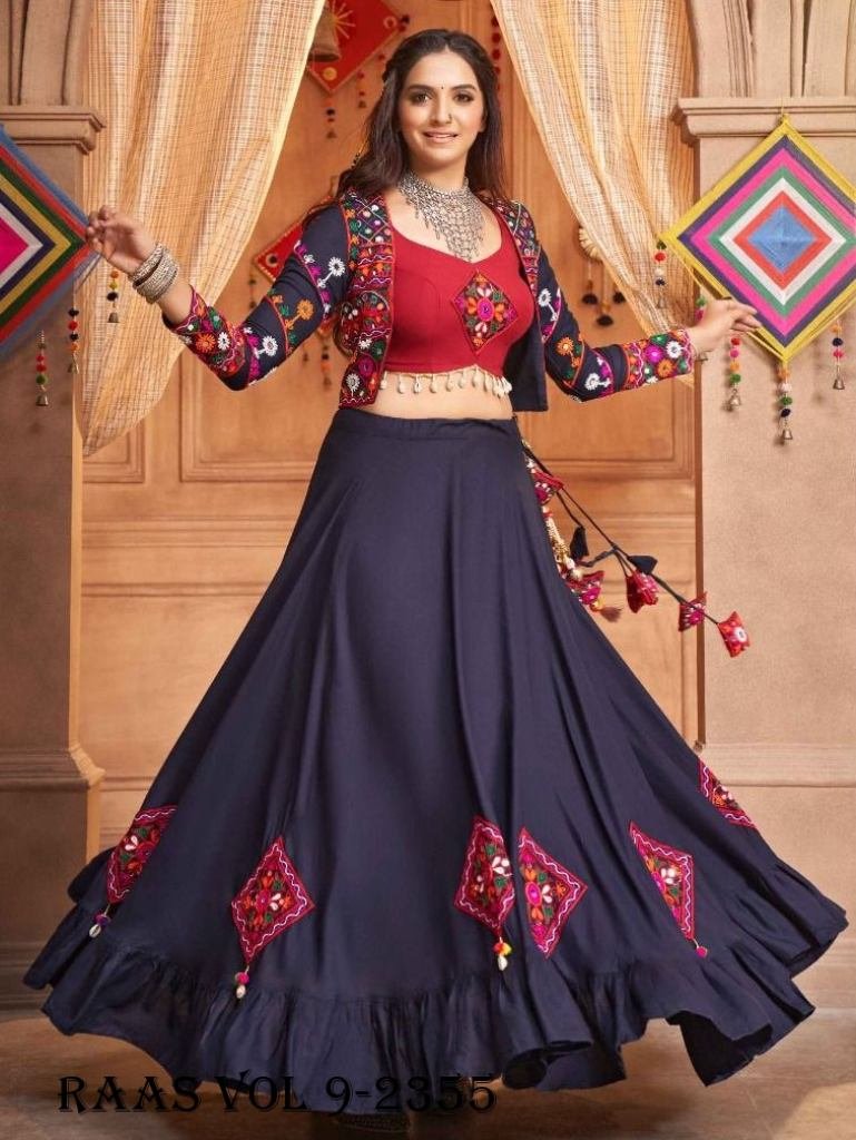 Raas Vol 9 Black Traditional Navaratri Chaniya Choli With Koti