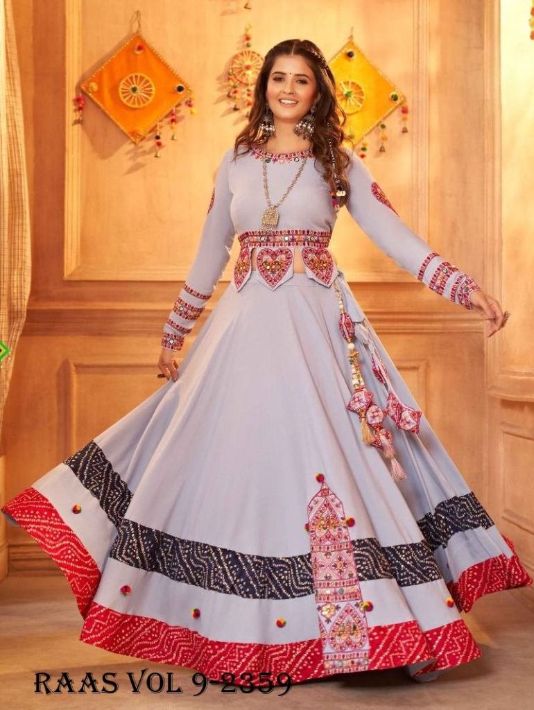 Raas Vol 9 Gray Traditional Navaratri Chaniya Choli With Koti