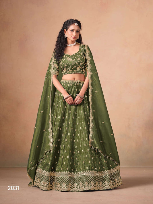 Luxurious Lehenga in Organza Fabric With Exquisite Finishing