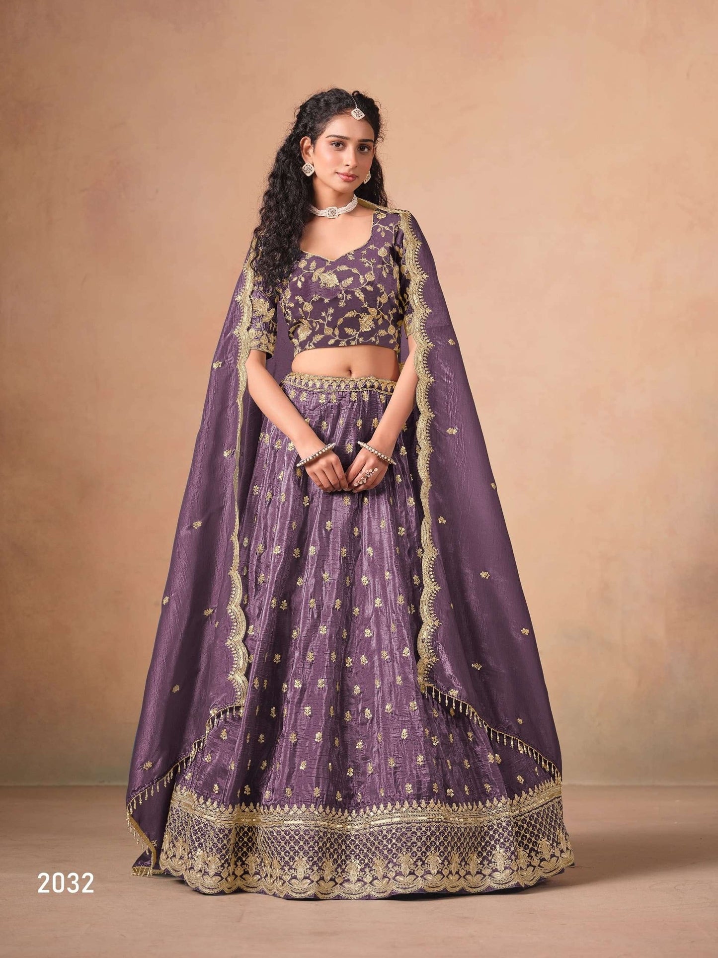 Luxurious Lehenga in Organza Fabric With Exquisite Finishing
